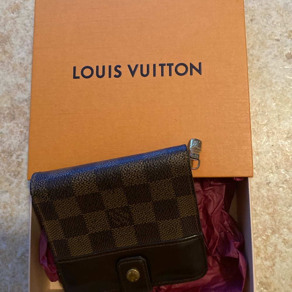 LOUIS VUITTON Damier Ebene Zip Compact